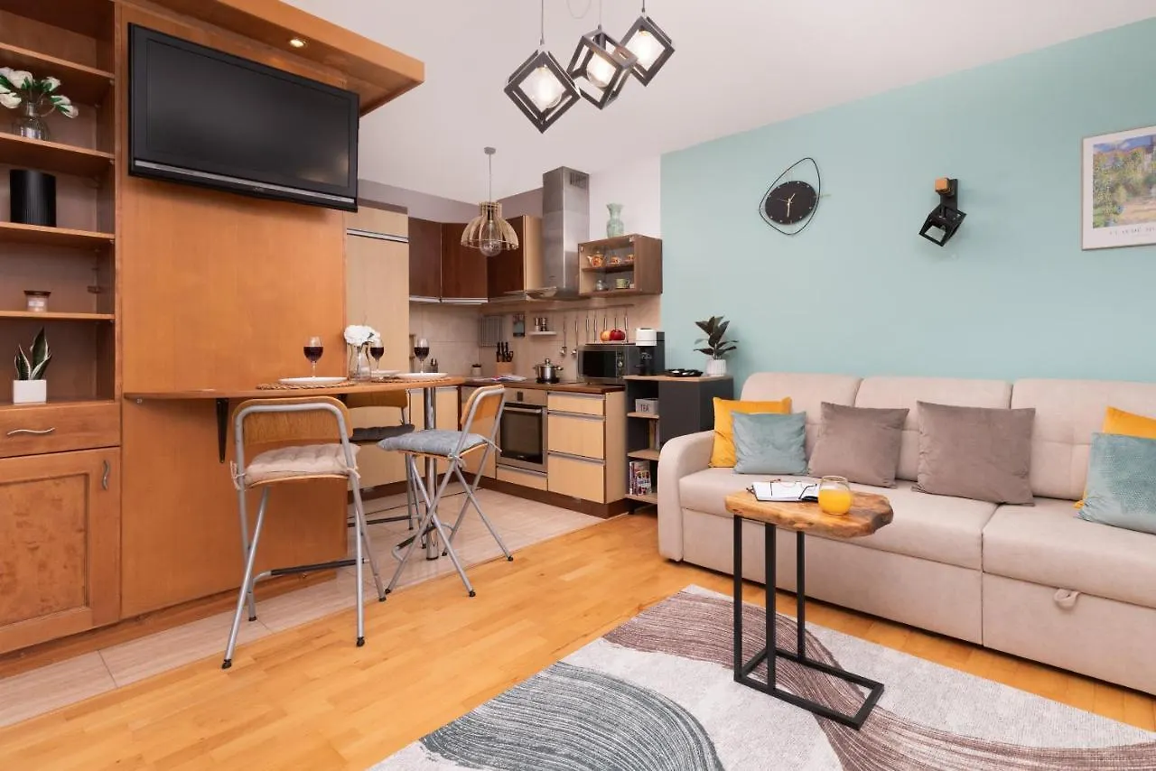 Subtle And Cosy Studio With Furnished Balcony In Gdansk By Noclegi Renters Apartment